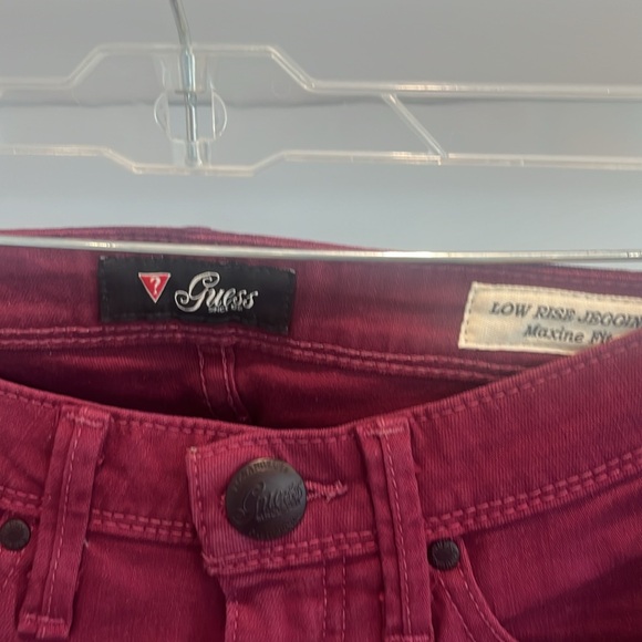 Guess women’s jeans - Picture 3 of 4
